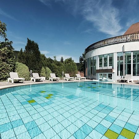 Donna Burghotel Am Hohen Bogen Neukirchen beim Heiligen Blut Bagian luar foto